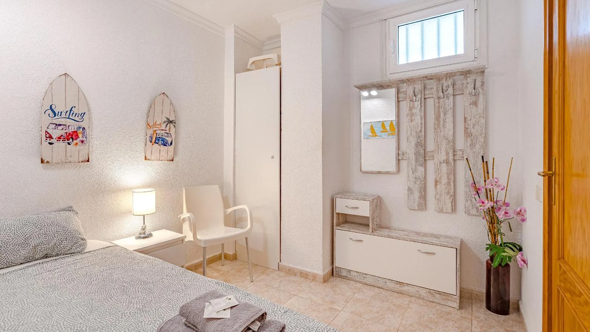 Apartamentos En El Dorado Playa de las Americas  Spain